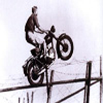 Enigmo 103 : Une balle contre un mur