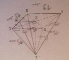 SABCD est une pyramide r�guli�re de sommet S