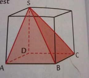 Pyramide dans un cube
