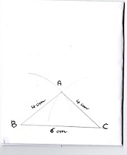 construire un triangle isocel